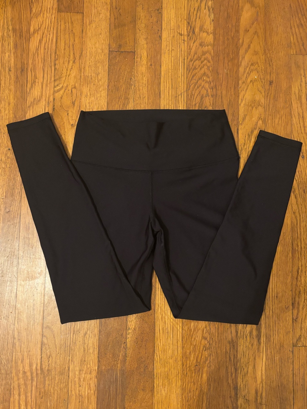 Old Navy High-Rise Go-Dry Active Powersoft Leggings in Black